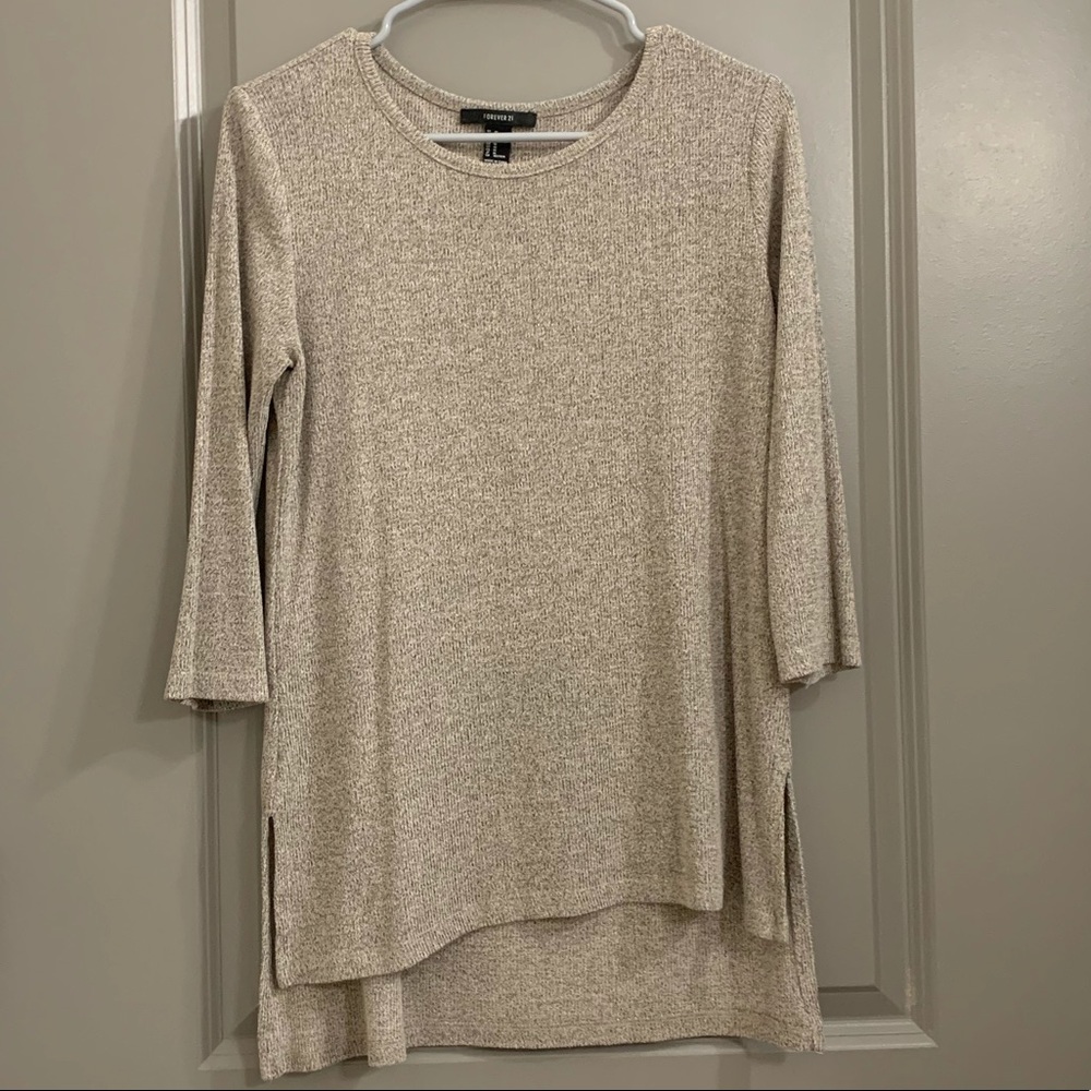 Lightweight sweater